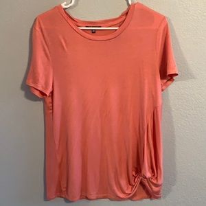 21 Main Peach Colored Tee